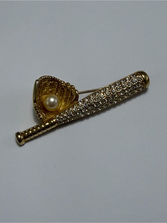 Swarovski Jewelry - Retired Swarovski Swan Signed Crystal Baseball Bat & Glove Brooch Pin Gold Tone